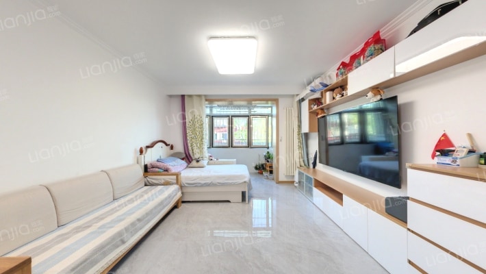 东方生活区二手房实景图