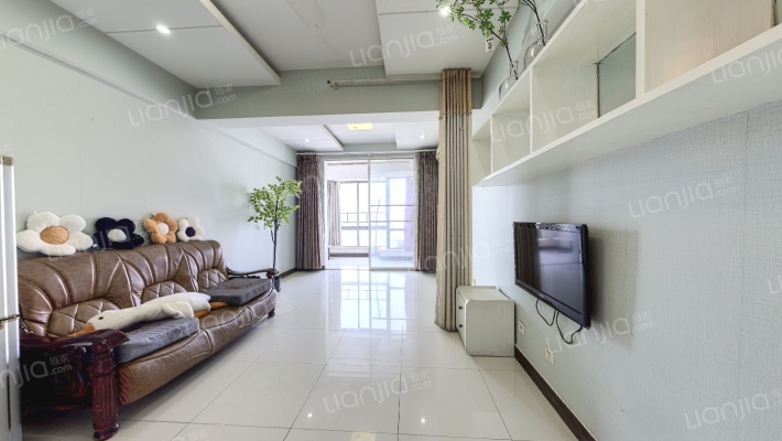 温莎杰座二手房实景图