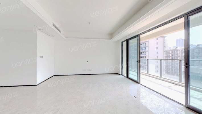 保利天珺林隐二手房实景图