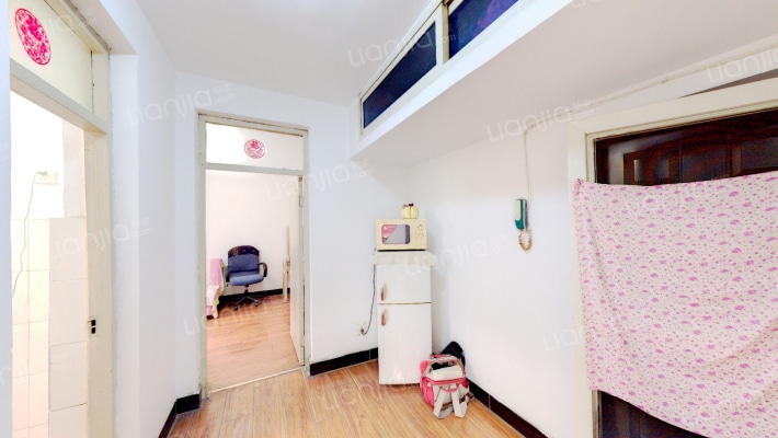 饮食服务公司宿舍二手房实景图