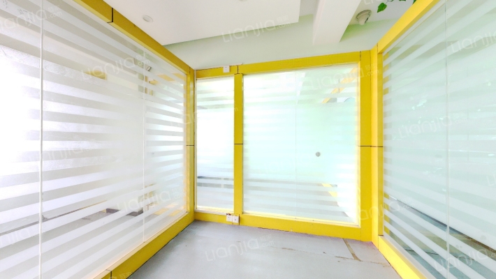 中银大厦二手房实景图