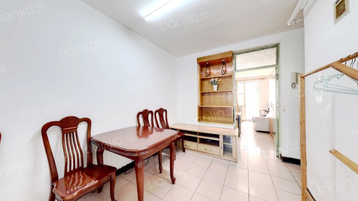 酒仙桥路11号二手房实景图