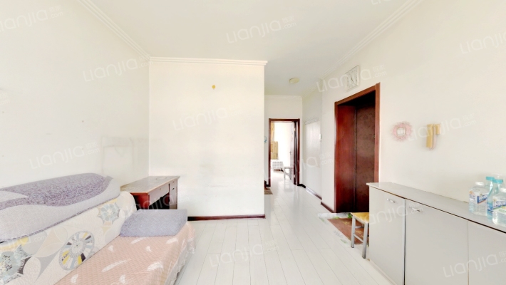 龙新家园二手房实景图