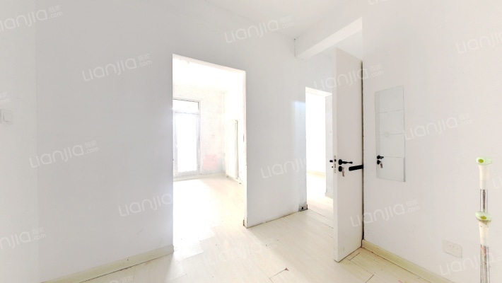 悦泰山里二期二手房实景图