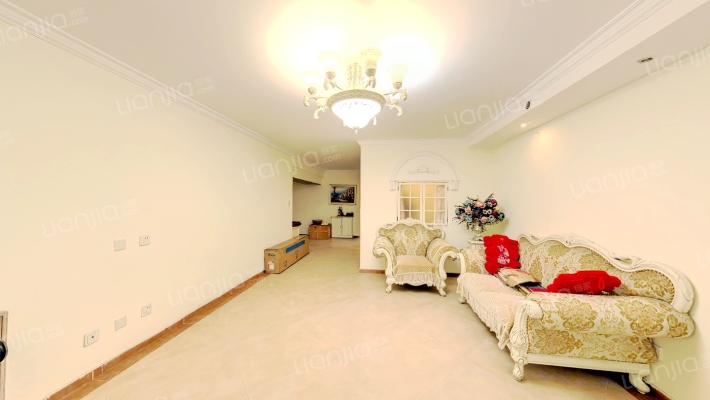 天山新公爵东区二手房实景图