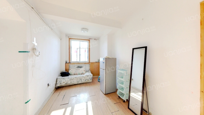 棉二大院社区二手房实景图