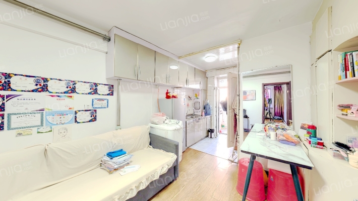 新华西社区二手房实景图