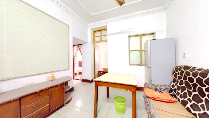 剧院村二手房实景图