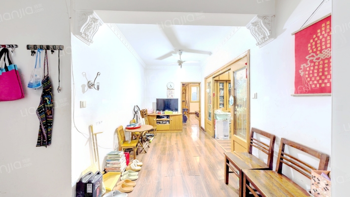 西一新村二手房实景图