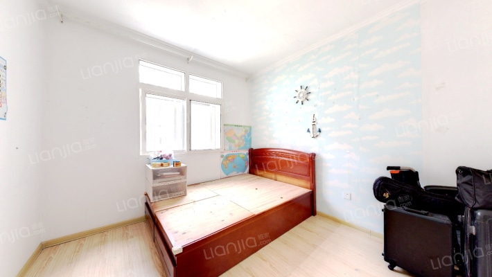 滋阳路二手房实景图