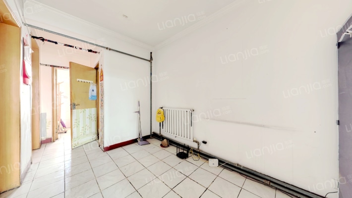 三里庄小区二手房实景图