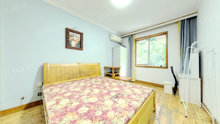 玉洁东街4号二手房实景图