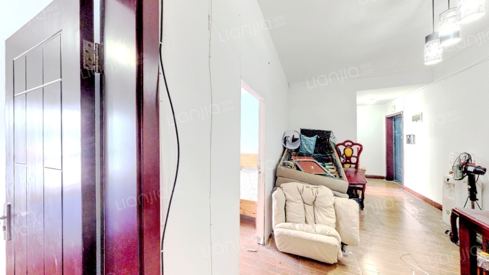 渝开发橄榄郡二手房实景图