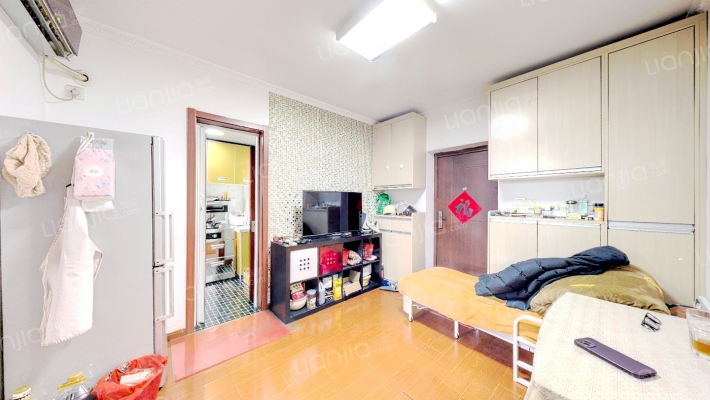 西一新村二手房实景图