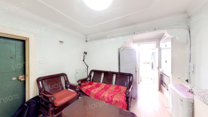 宾水里二手房实景图