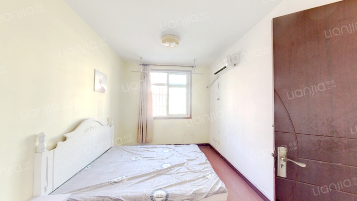 华太小区二手房实景图