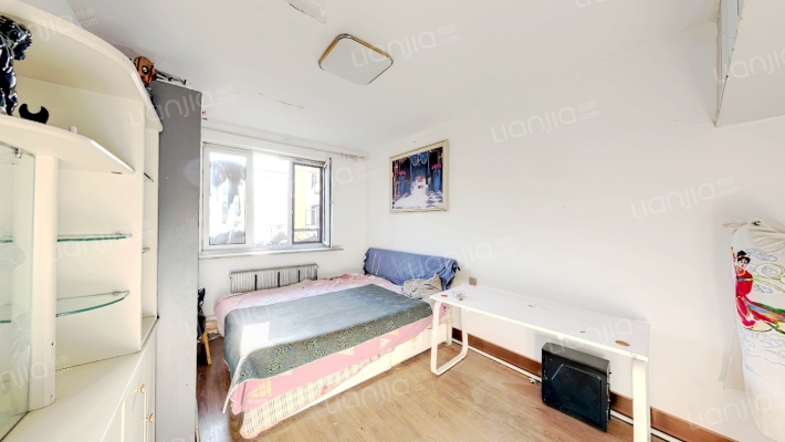 牛心屯一路二手房实景图