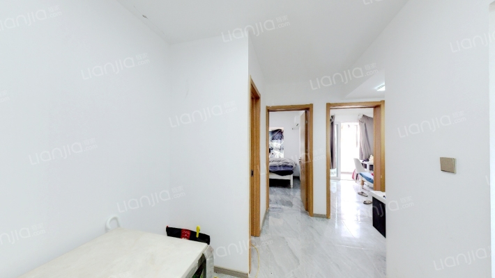 枫霞雅苑二手房实景图