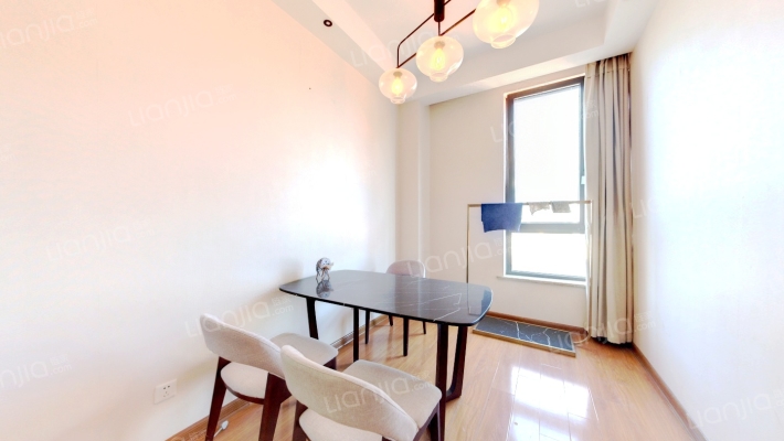 壹零壹座二手房实景图