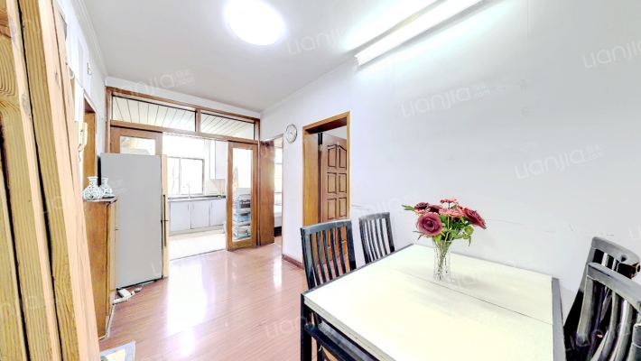 绒庄新村二手房实景图