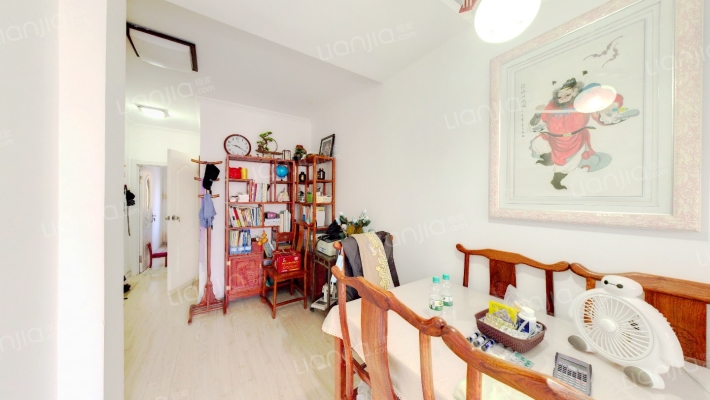 黑航住宅小区东区二手房实景图