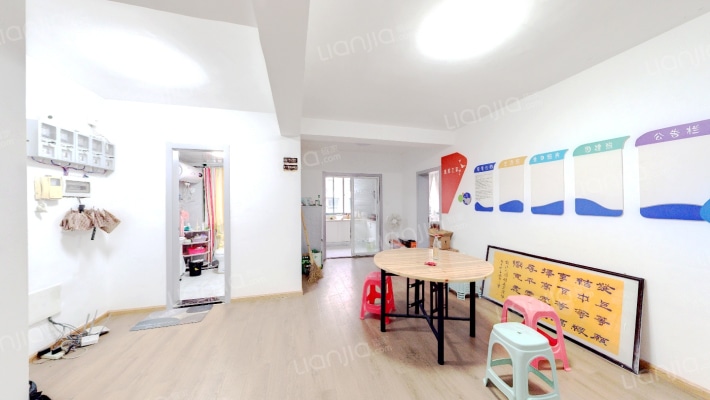 八方锦苑二手房实景图