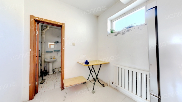 经适房小区二手房实景图