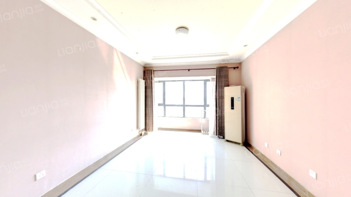 富力津门湖鸣泉花园二手房实景图