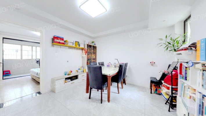 开园二手房实景图