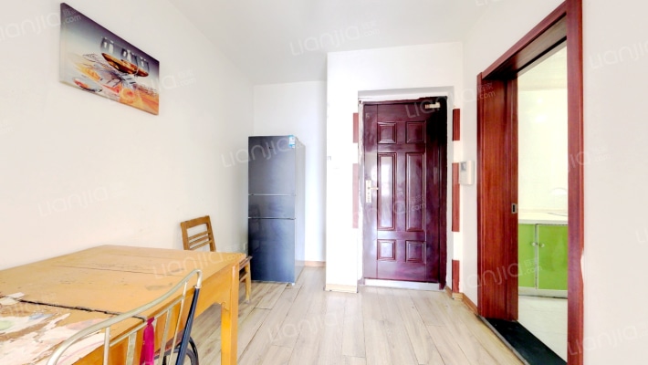 东麒佳苑二手房实景图