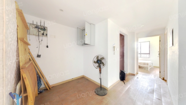 佘北家园丽雅苑二手房实景图