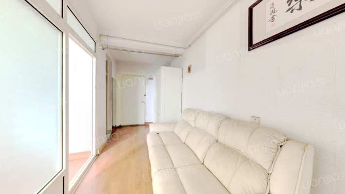 聚豪广场二手房实景图