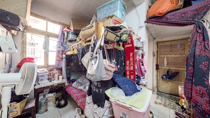 中南一路测绘局宿舍二手房实景图