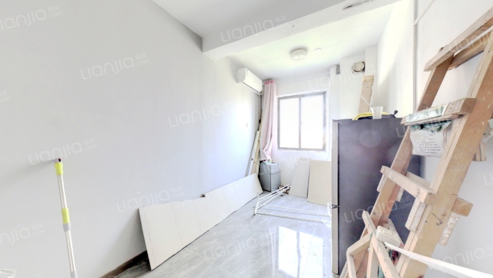 世贸城二手房实景图