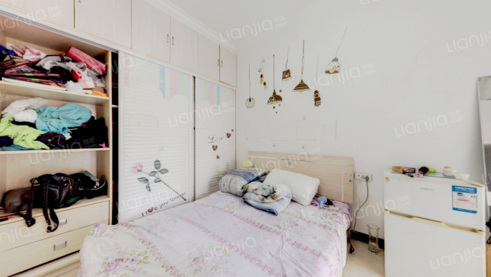 曙光星城A区二手房实景图