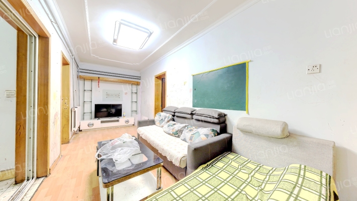 客车厂宿舍二手房实景图