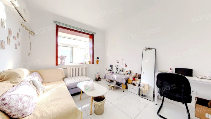 纬七路二手房实景图