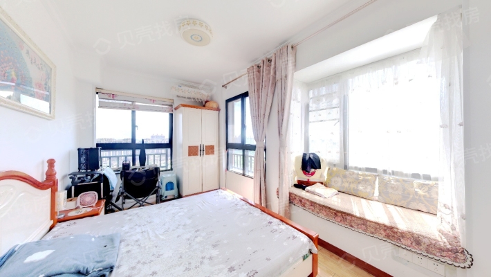 福隆丽水湾2+1房，东南向，精装，经济使用好租好住-卧室A