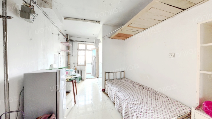 领事馆社区电大北小区二手房实景图