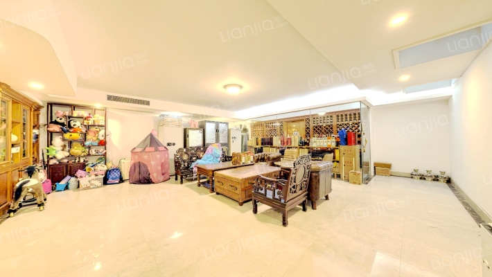 名商高尔夫球会二手房实景图