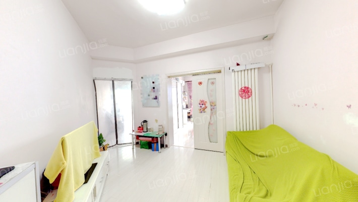 照湖西里二手房实景图