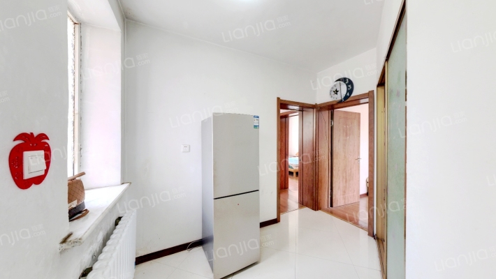 滑翔西社区二手房实景图