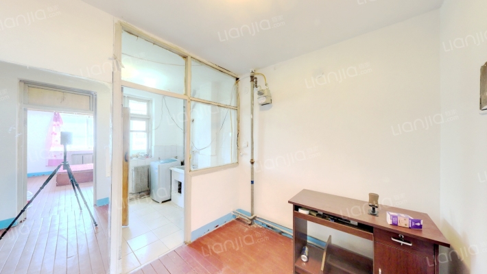 沈辽东路13-45二手房实景图