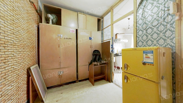 省政协宿舍二手房实景图