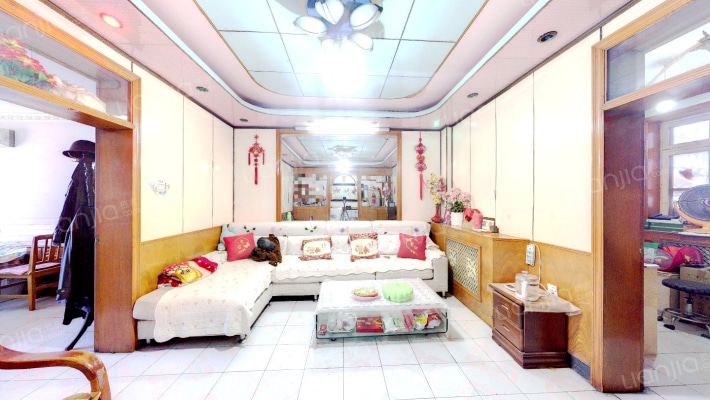 警察公寓二手房实景图