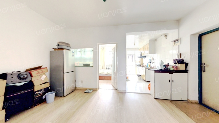 绿化小区二手房实景图