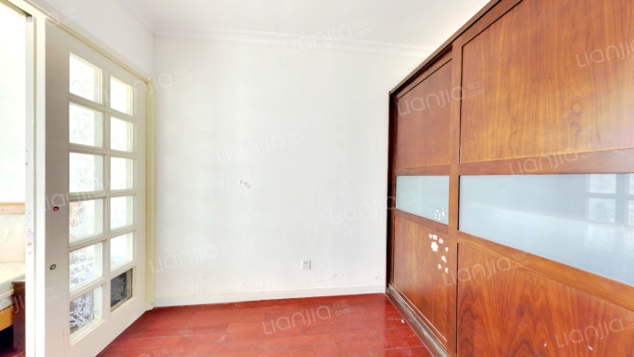 威宁大楼二手房实景图