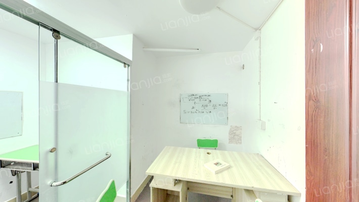 兴威名座二手房实景图