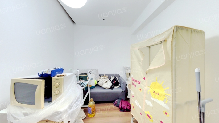 木马公寓二手房实景图