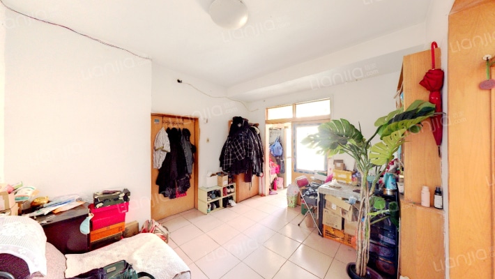 第二燃料公司宿舍二手房实景图